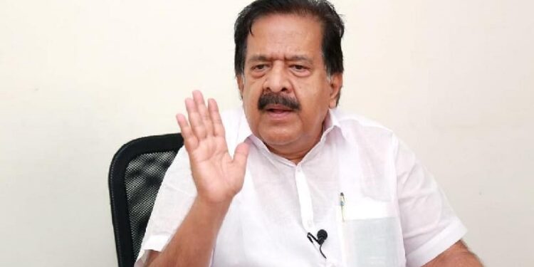 കരുണാകരൻ്റെ കുടുംബത്തെ കുറിച്ച് രാഹുൽ പറഞ്ഞത് ചർച്ചയാക്കുന്നതിൽ രാഷ്ട്രീയ ലക്ഷ്യം: രമേശ് ചെന്നിത്തല