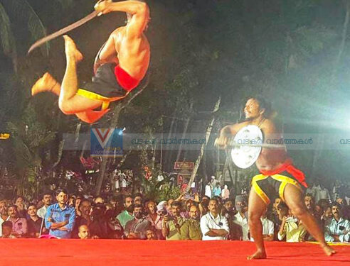 ചാനിയം കടവ് ഫെസ്റ്റ്: ആവേശം വിതറി കളരിപ്പയറ്റ് മത്സരം