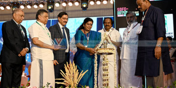സതേണ്‍ ഡെയറി ആന്റ് ഫുഡ് കോണ്‍ക്ലേവിന് ദക്ഷിണേന്ത്യയിലെ മന്ത്രിമാര്‍ തിരി തെളിയിച്ചു