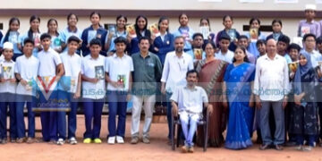 വേറിട്ട അനുമോദനമൊരുക്കി സ്‌കൂള്‍ പി.ടി.എ