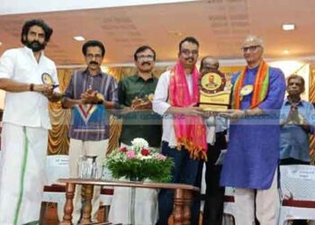 എഴുത്ത് സമൂഹത്തിന് വഴി കാട്ടുന്നതാകണം: സി.സദാനന്ദന്‍ എംപി