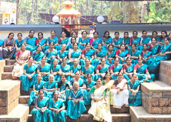 ക്ഷേത്രോത്സവത്തില്‍ മുഴുകി മാതൃസമിതി