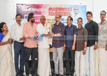 കേരളത്തിന്റെ വളര്‍ച്ചയില്‍ പ്രവാസികളുടെ പങ്ക് നിര്‍ണായകം: എം.എന്‍.കാരശ്ശേരി