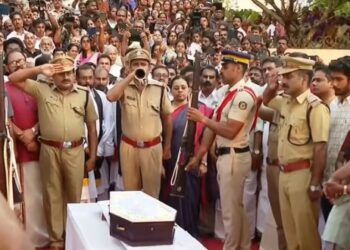 ആയിരങ്ങള്‍ സാക്ഷി; ആലിന്‍ ഷെറിന് വിട നല്‍കി കേരളം