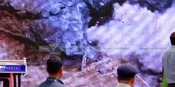 ചുരം കയറാതെ വയനാട്ടിലെത്താം; തുരങ്കപാതയുടെ പാറതുരക്കൽ മുഖ്യമന്ത്രി ഉദ്‌ഘാടനം ചെയ്തു