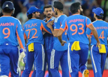 ന്യൂസിലാന്റ് തകര്‍ന്നു; ഇന്ത്യ തന്നെ രാജാക്കന്മാര്‍