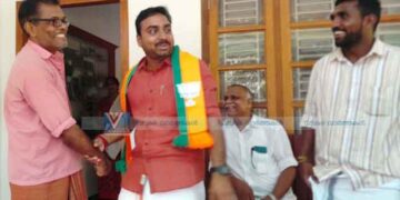 നാദാപുരത്ത് വിപിന്‍ ചന്ദ്രന്റെ പ്രചരണത്തിന് തുടക്കമായി