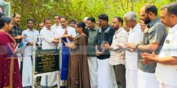 ഇനി യാത്ര സുഖകരം; 10 ലക്ഷം രൂപ ചെലവില്‍ റോഡ് പരിഷ്‌കരിച്ചു