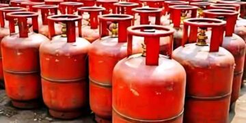 പാചകവാതക വില കൂട്ടി; ഗാര്‍ഹിക സിലിണ്ടറിന് വര്‍ധിപ്പിച്ചത് 60 രൂപ
