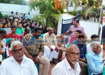 നാടിന്റെ ഹൃദയം കവര്‍ന്ന് തീരം ഇഫ്താര്‍ വിരുന്ന്