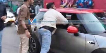 കാര്‍ ഡ്രൈവറെ തല്ലി; ബസ് ഡ്രൈവറെ കസ്റ്റഡിയിലെടുത്തു