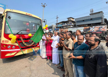 യാത്രക്കാര്‍ക്ക് അനുഗ്രഹമായി വടകര-മൈസൂര്‍ കെഎസ്ആര്‍ടിസി ബസ് ഫ്‌ലാഗ് ഓഫ് ചെയ്തു