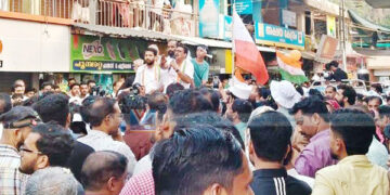 റോഡ് ഷോയോടെ പാറക്കല്‍ അബ്ദുള്ള പ്രചരണം തുടങ്ങി