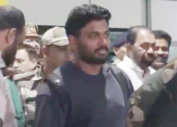 കിരീട തിളക്കത്തില്‍ സഞ്ജു സാംസണ്‍ തിരുവനന്തപുരത്ത്