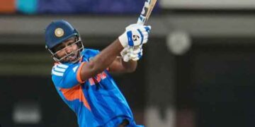 സ​ഞ്ജു​വി​ന്‍റെ ചി​റ​കി​ലേ​റി ഇ​ന്ത്യ സെ​മി​യി​ൽ