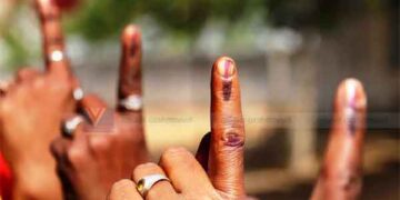 വോട്ടര്‍മാര്‍ക്ക് പാരിതോഷികം നല്‍കിയാല്‍ കുടുങ്ങും; നിരീക്ഷിക്കാന്‍ ഫ്‌ളയിങ് സ്‌ക്വാഡുകള്‍