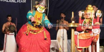 130 വര്‍ഷങ്ങള്‍ക്കു ശേഷം അരങ്ങിലെത്തി കൃഷ്ണനാട്ടം; ഭക്തര്‍ക്ക് ദര്‍ശന പുണ്യം