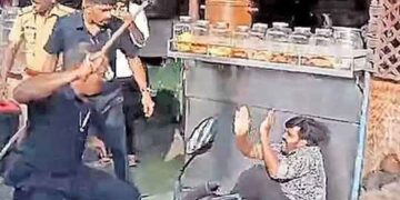 നവകേരള ‘രക്ഷാപ്രവര്‍ത്തനം’: ഗണ്‍മാന്‍മാര്‍ അടക്കം അഞ്ചു പോലീസുകാര്‍ പ്രതികള്‍