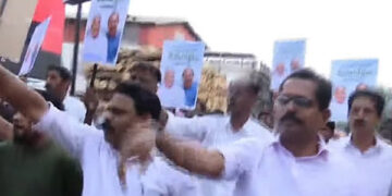 സതീശനെ മുഖ്യമന്ത്രിയാക്കണം; നാടാകെ പ്രകടനം