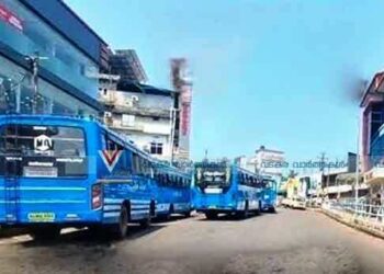 സര്‍വീസ് റോഡ് നന്നാക്കണം; എന്നിട്ട് മതി ലിങ്ക് റോഡിലെ ബസ് പാര്‍ക്കിംഗ് മാറ്റം