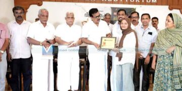 വിജയത്തോടൊപ്പം സാമൂഹികസമര്‍പണ ബോധവും വേണം: പാറക്കല്‍ അബ്ദുല്ല