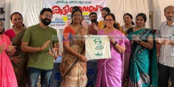 ഒന്നാം ക്ലാസുകാര്‍ക്ക് എംഎല്‍എയുടെ കുട്ടി വൈബ്