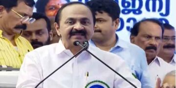 സ്ത്രീകള്ക്ക് സൗജന്യയാത്ര തുടങ്ങി; പദ്ധതി ഔദാര്യമല്ലെന്ന് മുഖ്യമന്ത്രി