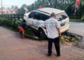 നന്തിയില് കാര് മേല്പാലത്തിന്റെ കൈവരിയിലിടിച്ചു