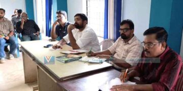 ‘യോഗത്തില്‍ പങ്കെടുക്കാത്ത ഉദ്യോഗസ്ഥര്‍ക്കെതിരെ നടപടി വേണം’