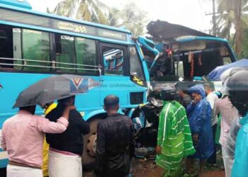 ഓര്‍ക്കാട്ടേരി ഒപികെയില്‍ ബസുകള്‍ കൂട്ടിയിടിച്ച് നിരവധി പേര്‍ക്ക് പരിക്ക്