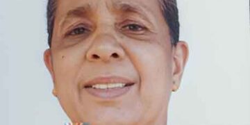 അമ്പലക്കുളങ്ങര മൂയ്യോട്ട് ചാലില്‍ സരള അന്തരിച്ചു