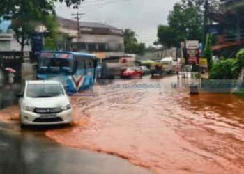 കനത്ത മഴയില്‍ നന്തി ടൗണില്‍ വെള്ളക്കെട്ട്