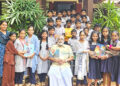 വായന മാസാചരണം: ചരിത്രഗ്രന്ഥകാരന്‍ പി.ഹരീന്ദ്രനാഥിന്റെ വീട് സന്ദര്‍ശിച്ച് വിദ്യാര്‍ഥികള്‍