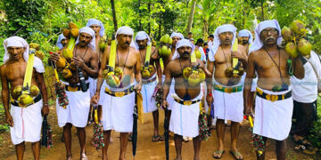 കൊട്ടിയൂരിലേക്ക് ഇളനീര്‍ സംഘം പുറപ്പെട്ടു
