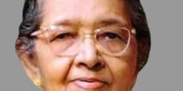 പള്ളിക്കര കണിയാരിക്കല് കമല അമ്മ അന്തരിച്ചു