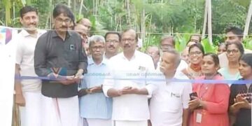 10 ലക്ഷം രൂപ വിനിയോഗിച്ചു; കോമത്ത് താഴെ തോട് കെട്ടി സംരക്ഷിച്ചു
