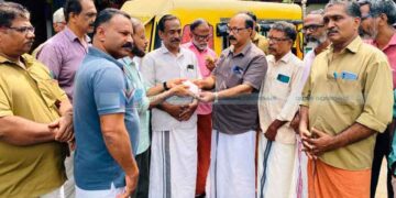 ചികിത്സാ ധനസഹായം കൈമാറി