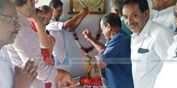 കെ.കരുണാകരന്‍ ജന്മദിനത്തില്‍ പുഷ്പാര്‍ച്ചനയും അനുസ്മരണവും