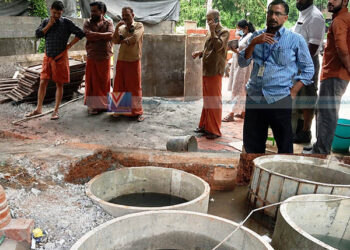 മലിനജലം പൊതു ഓടയിലേക്കൊഴുക്കി; കര്‍ശന നടപടിയുമായി ആരോഗ്യവകുപ്പ്