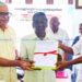 രാഷ്ട്രപതിക്കു സമര്പ്പിക്കാന് നിവേദനം ഏറ്റുവാങ്ങി