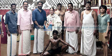 പത്മശ്രീ മീനാക്ഷി ഗുരുക്കളെ ആദരിച്ചു