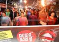 വിദ്യാര്ഥി സമരത്തിന് ഐക്യദാര്ഢ്യം; നൈറ്റ് മാര്ച്ച് നടത്തി