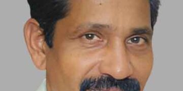 അരൂര്‍ കോറോത്ത് ശ്രീധരന്‍ അന്തരിച്ചു