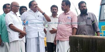 ചോറോട്ടെ യാത്രാദുരിതത്തിന് പരിഹാരം കാണും: പി.കെ.കൃഷ്ണദാസ്