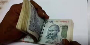 യാത്രക്കിടയില്‍ പണം നഷ്ടപ്പെട്ടു