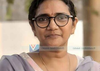 യോഗത്തിനിടെ ഹെല്‍ത്ത് ഇന്‍സ്പെക്ടര്‍ കുഴഞ്ഞുവീണ് മരിച്ചു