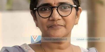 യോഗത്തിനിടെ ഹെല്‍ത്ത് ഇന്‍സ്പെക്ടര്‍ കുഴഞ്ഞുവീണ് മരിച്ചു