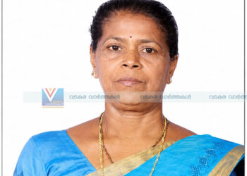 കോട്ടക്കല്‍ ചൂളപ്പറമ്പത്ത് മൂട്ടുകുഴിയില്‍ സാവിത്രി അന്തരിച്ചു