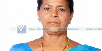 കോട്ടക്കല്‍ ചൂളപ്പറമ്പത്ത് മൂട്ടുകുഴിയില്‍ സാവിത്രി അന്തരിച്ചു