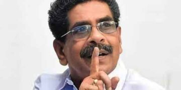 പാലക്കാട് ഡിവിഷന് വെട്ടിമുറി: കേരളം ഒറ്റക്കെട്ടായി പ്രതിഷേധിക്കണമെന്ന് മുല്ലപ്പള്ളി